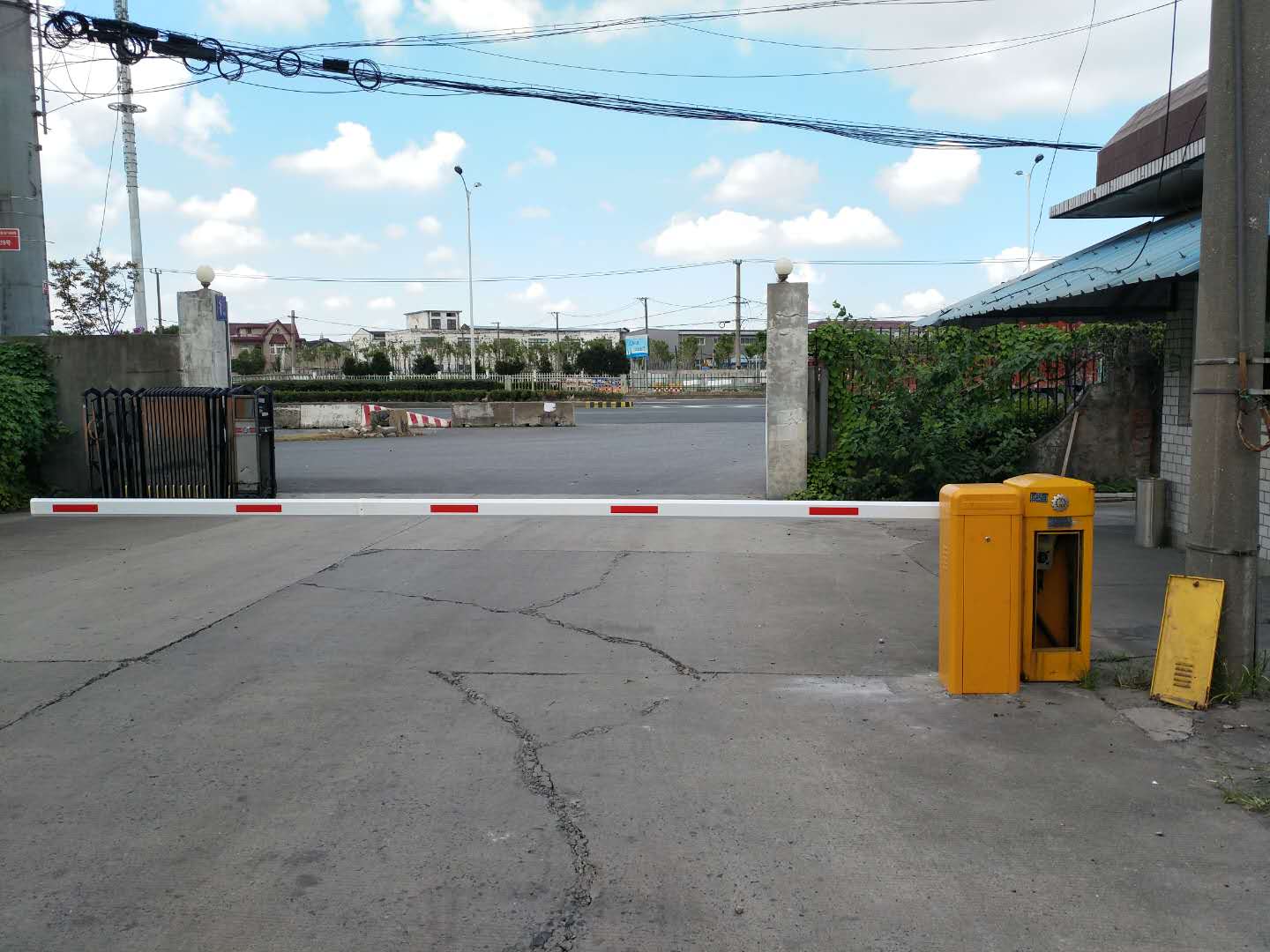 工地道闸安装|上海自动道闸安装|上海工厂道闸安装